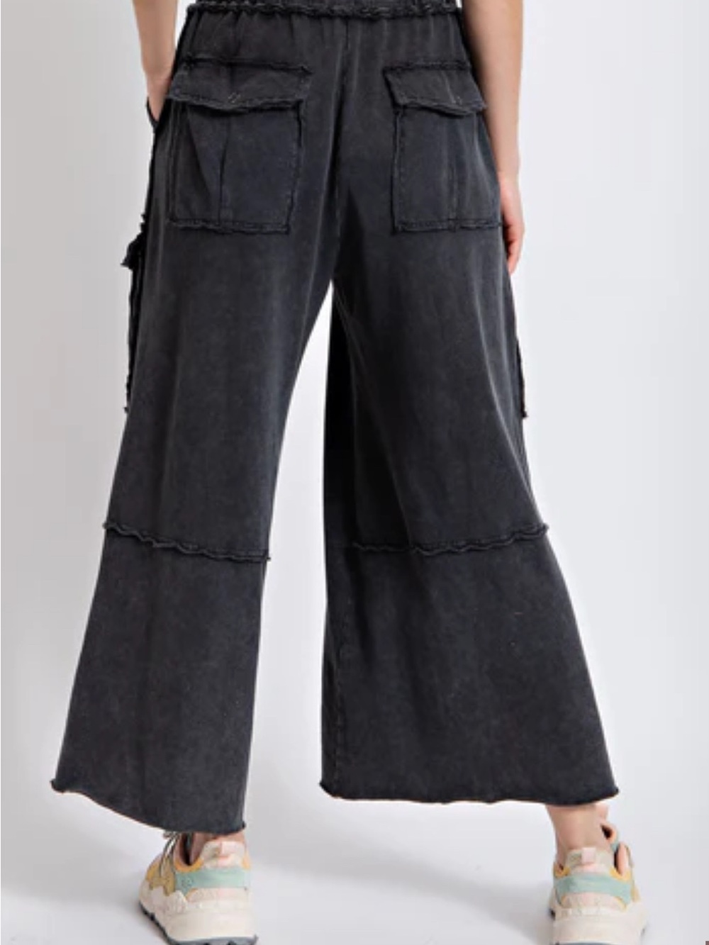 easel Washed Black Wide Leg Cargo Pants - Picture 2 of 3